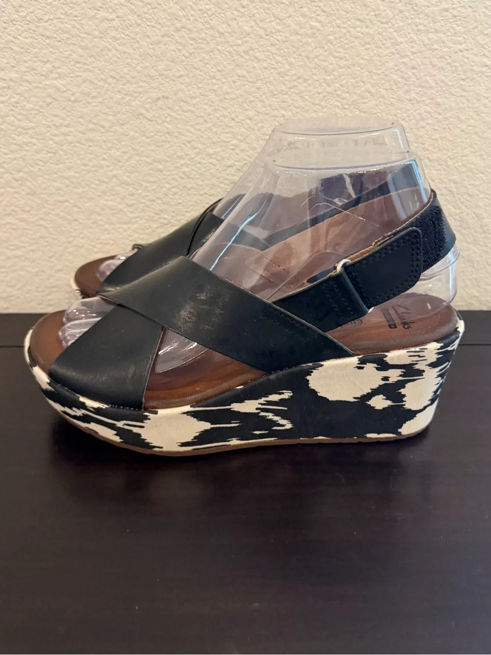 Clarks Stasha Hale Leather Cross-Strap Wedge Sandals Patterned Platform